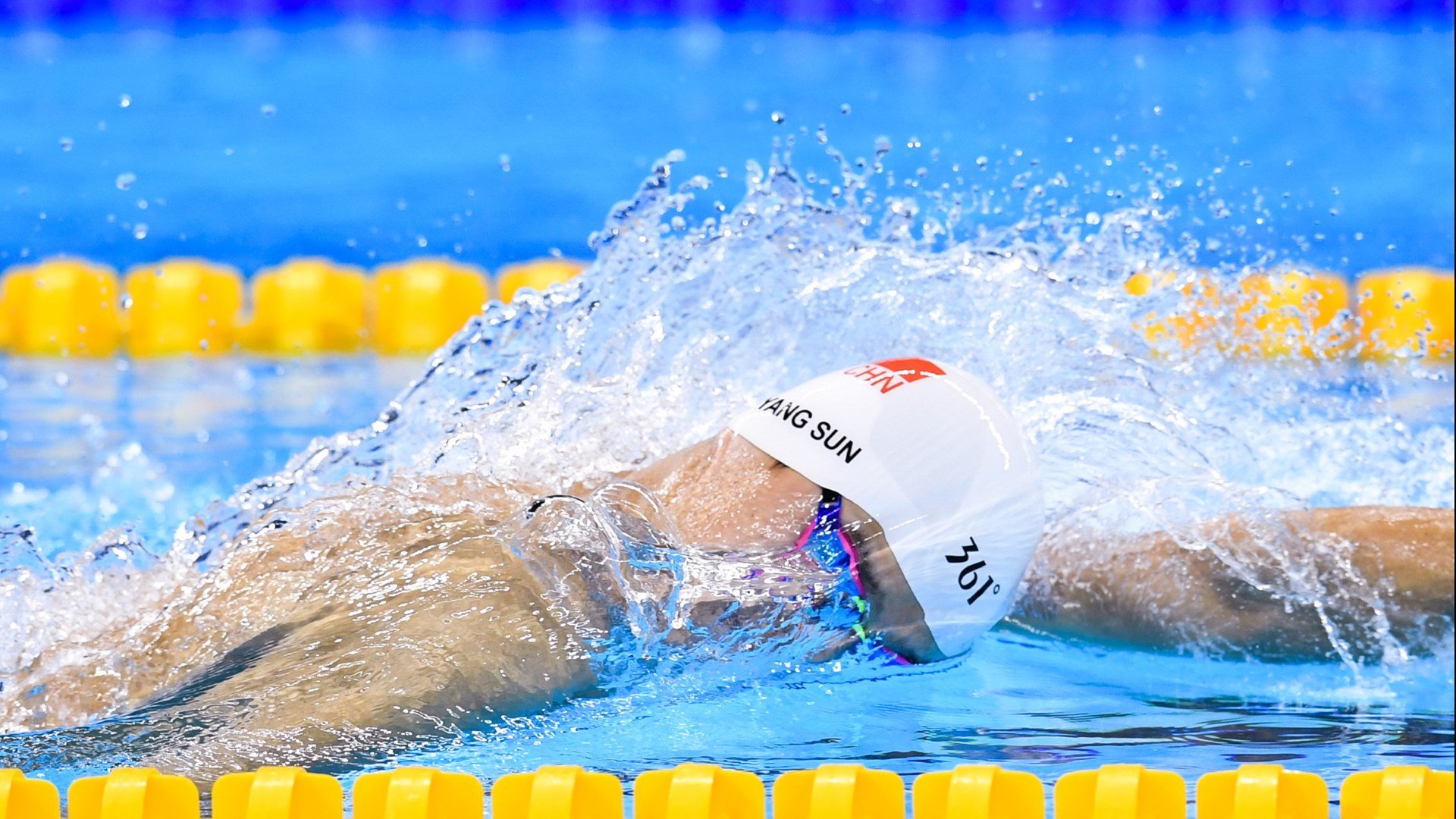 中学篮球加强基本功训练提升技术水平,中学篮球训练中应注意哪些问题