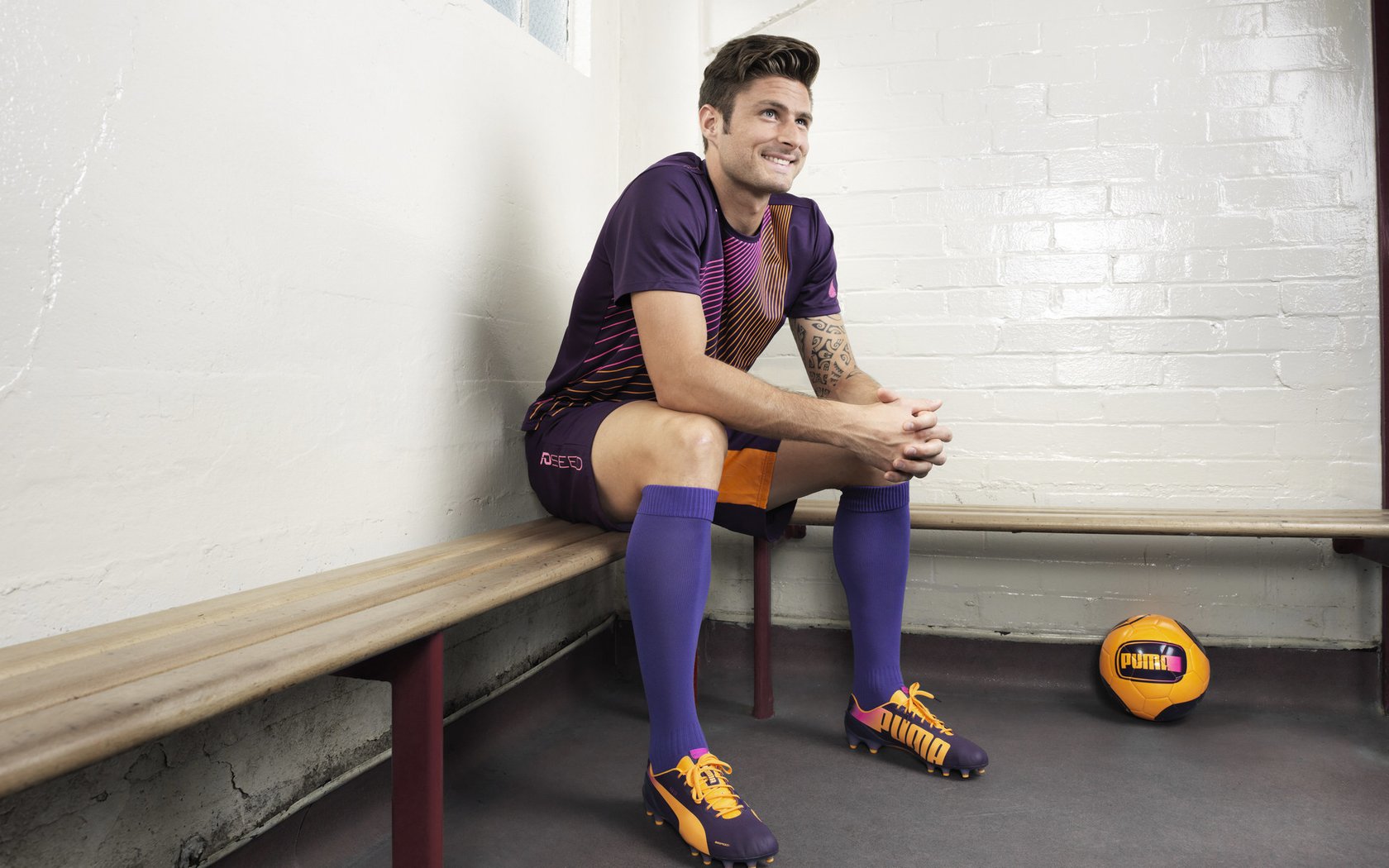 德甲争冠激战:节奏快、技巧高,场面火热,德甲打法